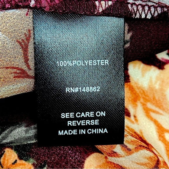 Torrid Chiffon Tunic Top Floral Burgundy Hi Lo 3/4 Roll Tab Sleeve Size 2X - Picture 9 of 11